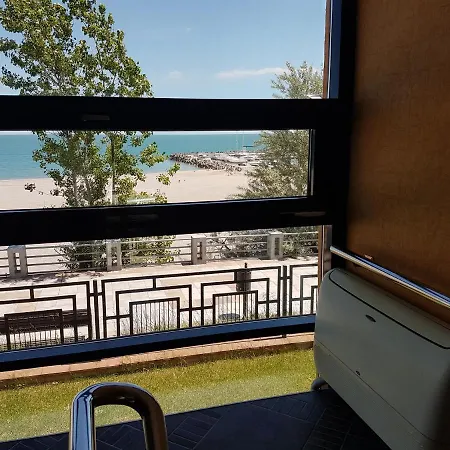 Apartment V4 Eforie Nord