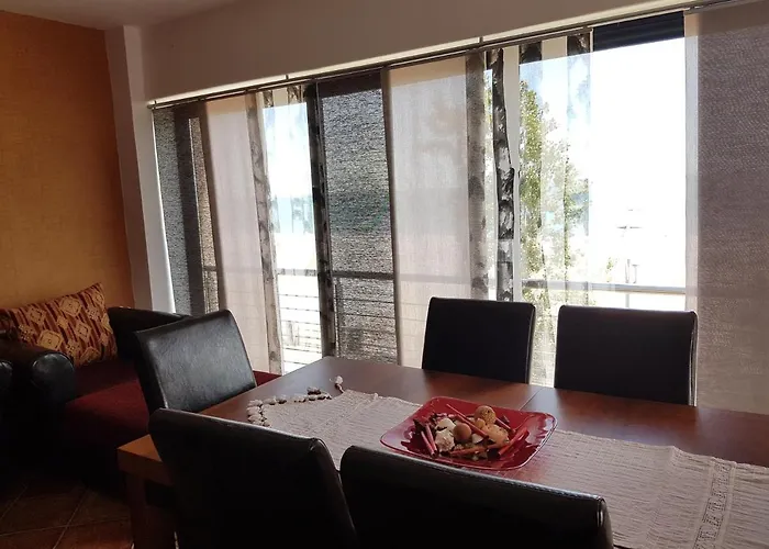 V4 アパート エフォリエ・ノルド