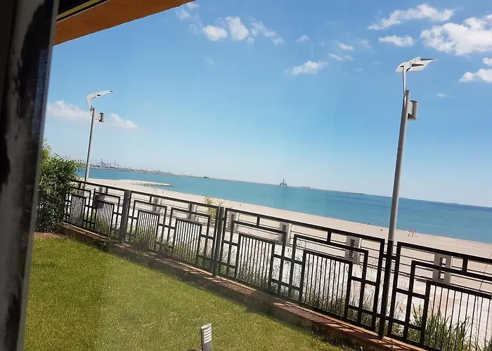 V4 アパート エフォリエ・ノルド