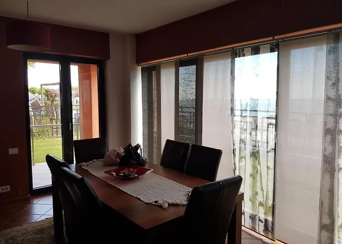 V4 * エフォリエ・ノルド