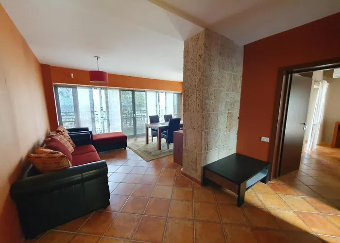 V4 * エフォリエ・ノルド